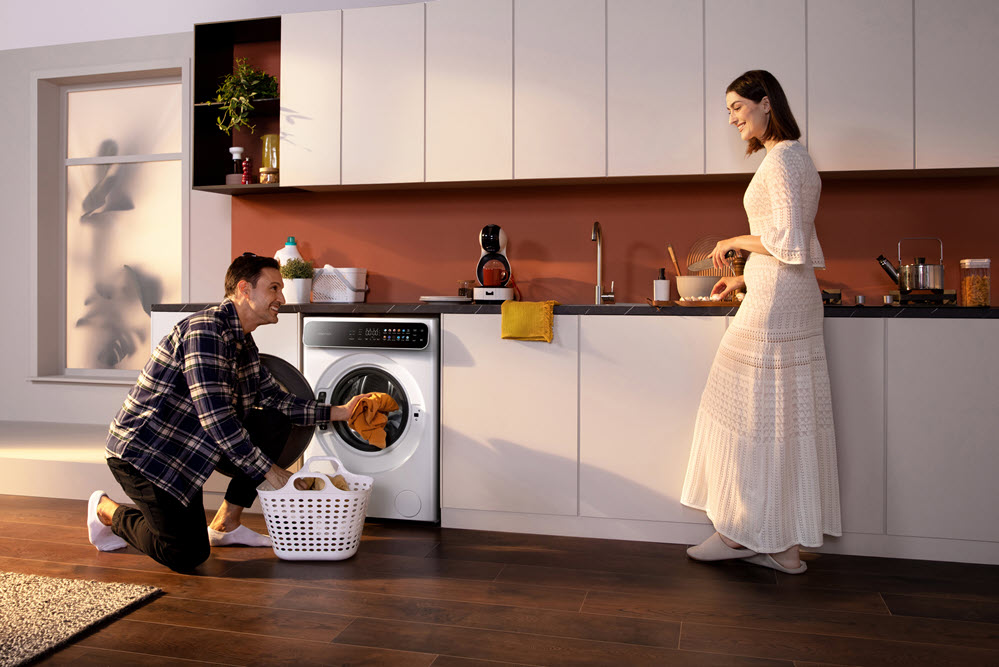 На российском рынке появилась весенняя новинка 2025 года - умная стиральная машина Roborock Zeo One