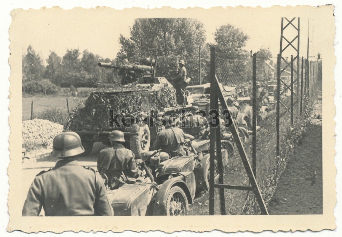 Foto Panzerjäger 8,8cm Flak Sf. Panzer Halbkette