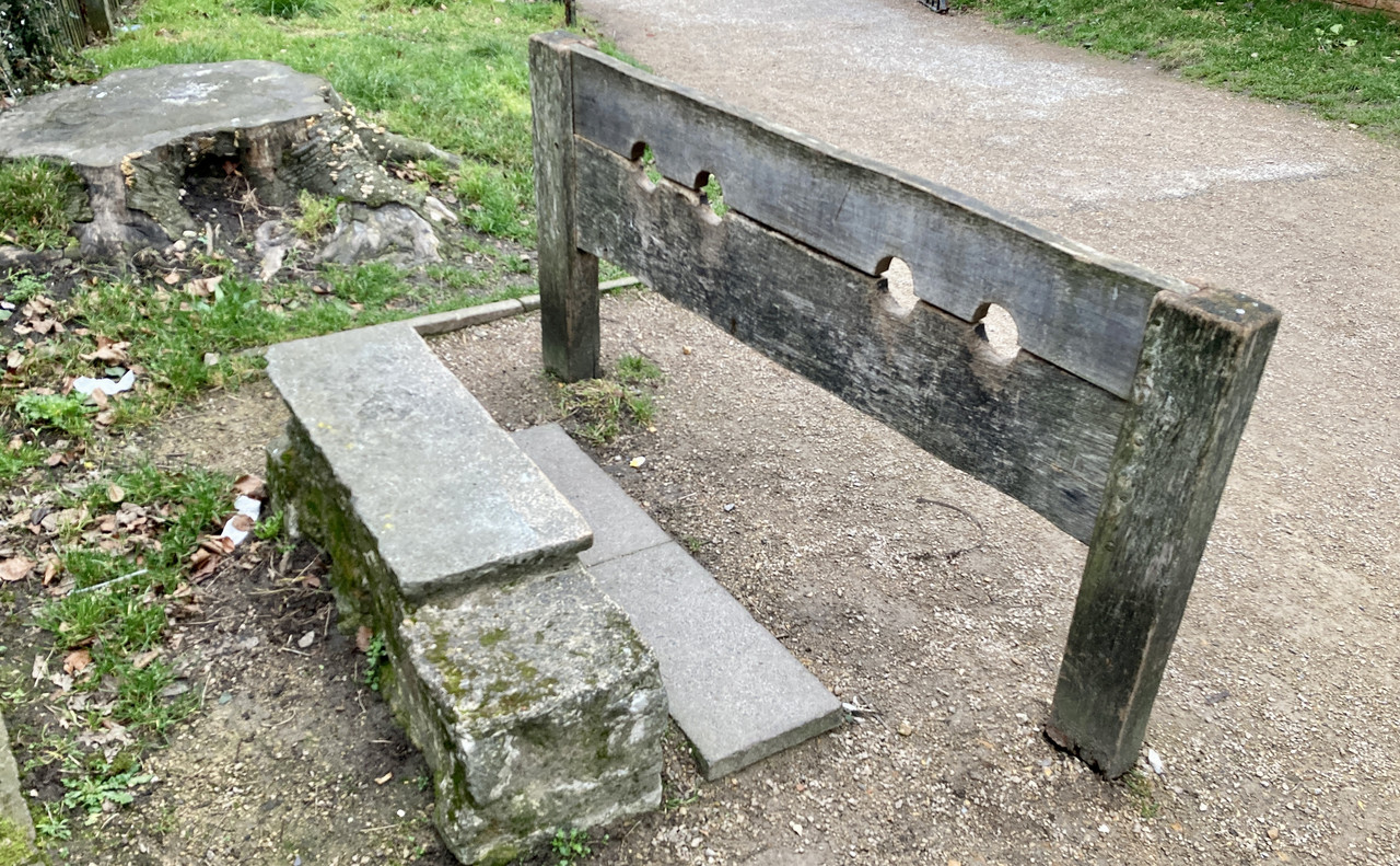 595CA57D-61C8-464C-AFF5-FBE8F65AB9E3