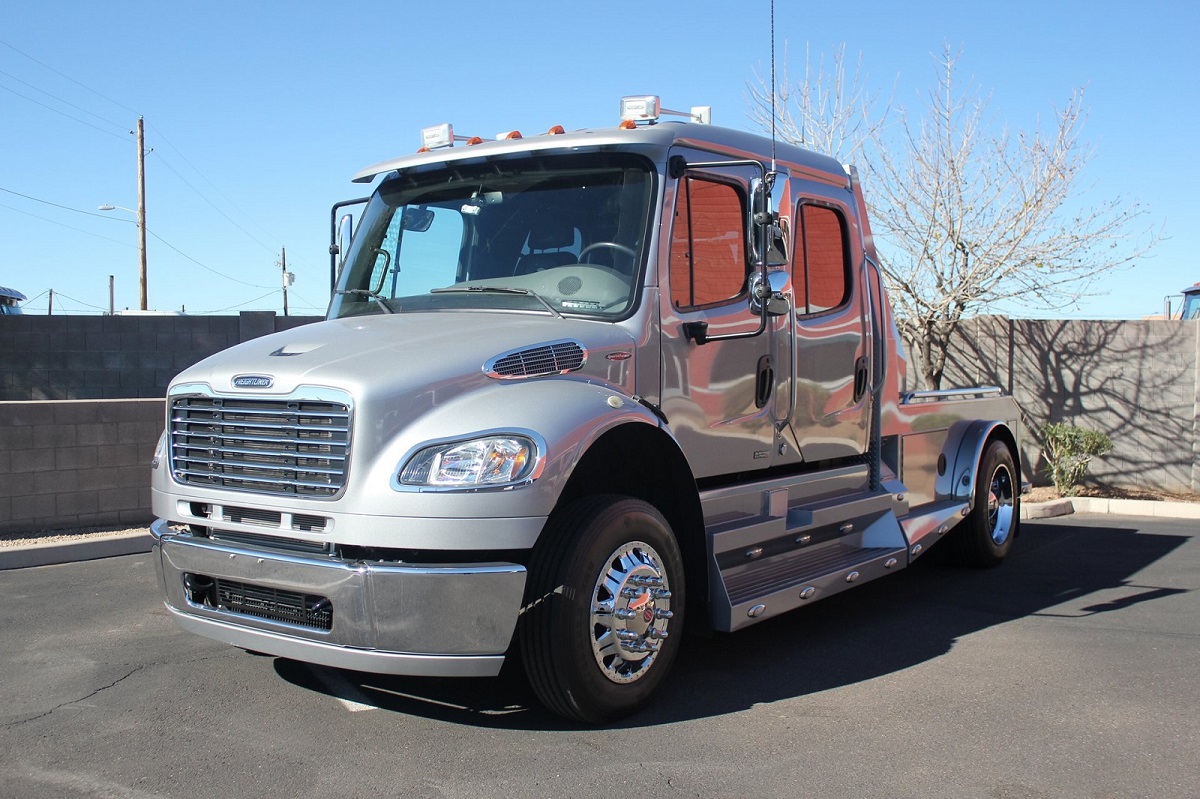 2011-freightliner-m2-sport-chassis (4)