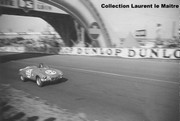 24 HEURES DU MANS YEAR BY YEAR PART ONE 1923-1969 - Page 32 53lm53-Renault4cv-RNU-JLRosier-RSchollmann