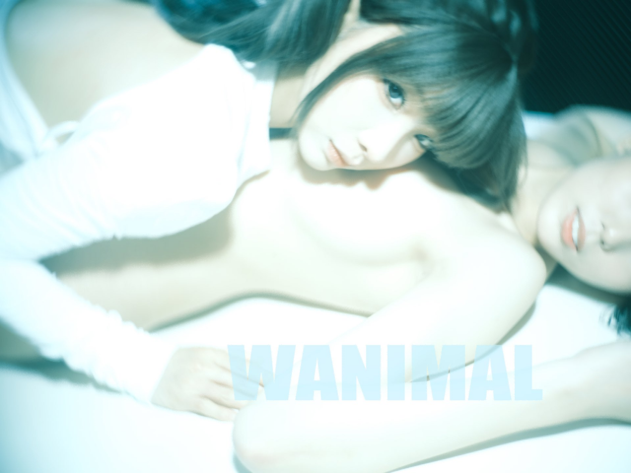 蠢沫沫王动作品集，蝴蝶结与长发的冷峻美学，104P+1视频插图2