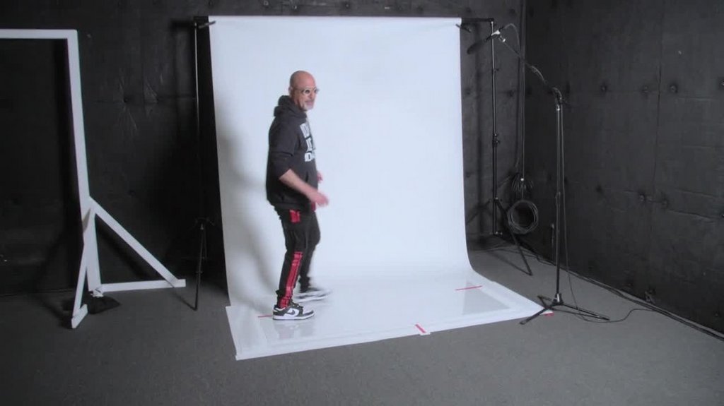 [Image: d1iln5qlu51f.jpg]