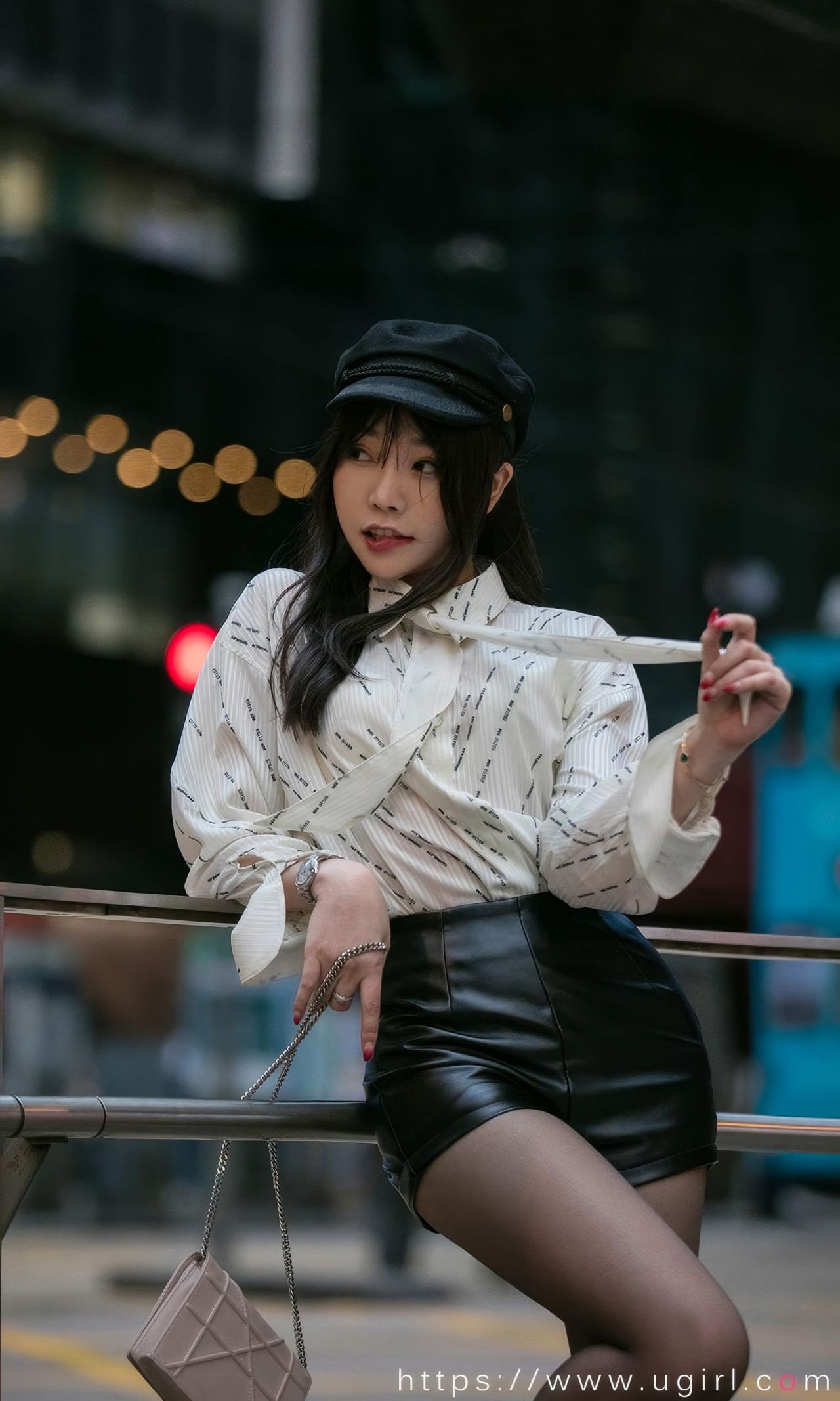 芝芝booty 你出现的街角图集，都市女孩的潮流穿搭公式插图1