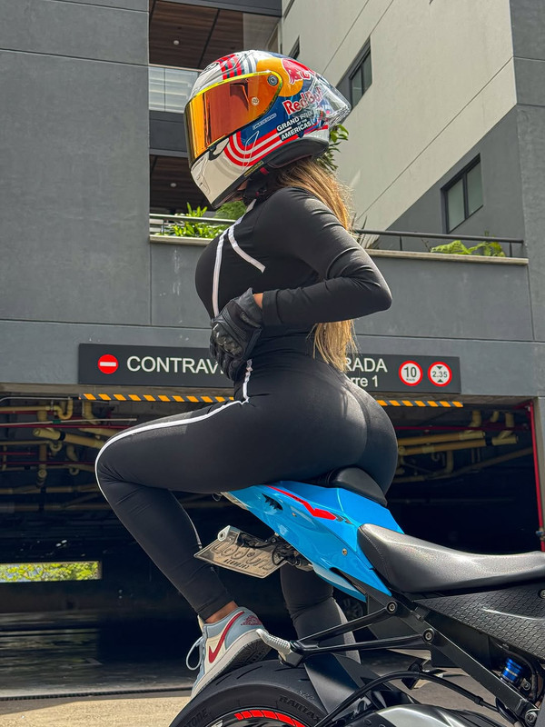 GG.bikergirls419Dubrazka Cariel bikelover.world 🇨🇴 ᴍᴇᴅᴇʟʟíɴ 🏍️BMW