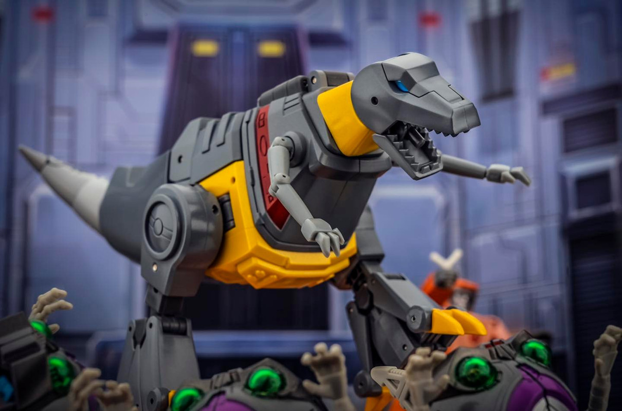 Newage-Toys-H44-Ymir-12