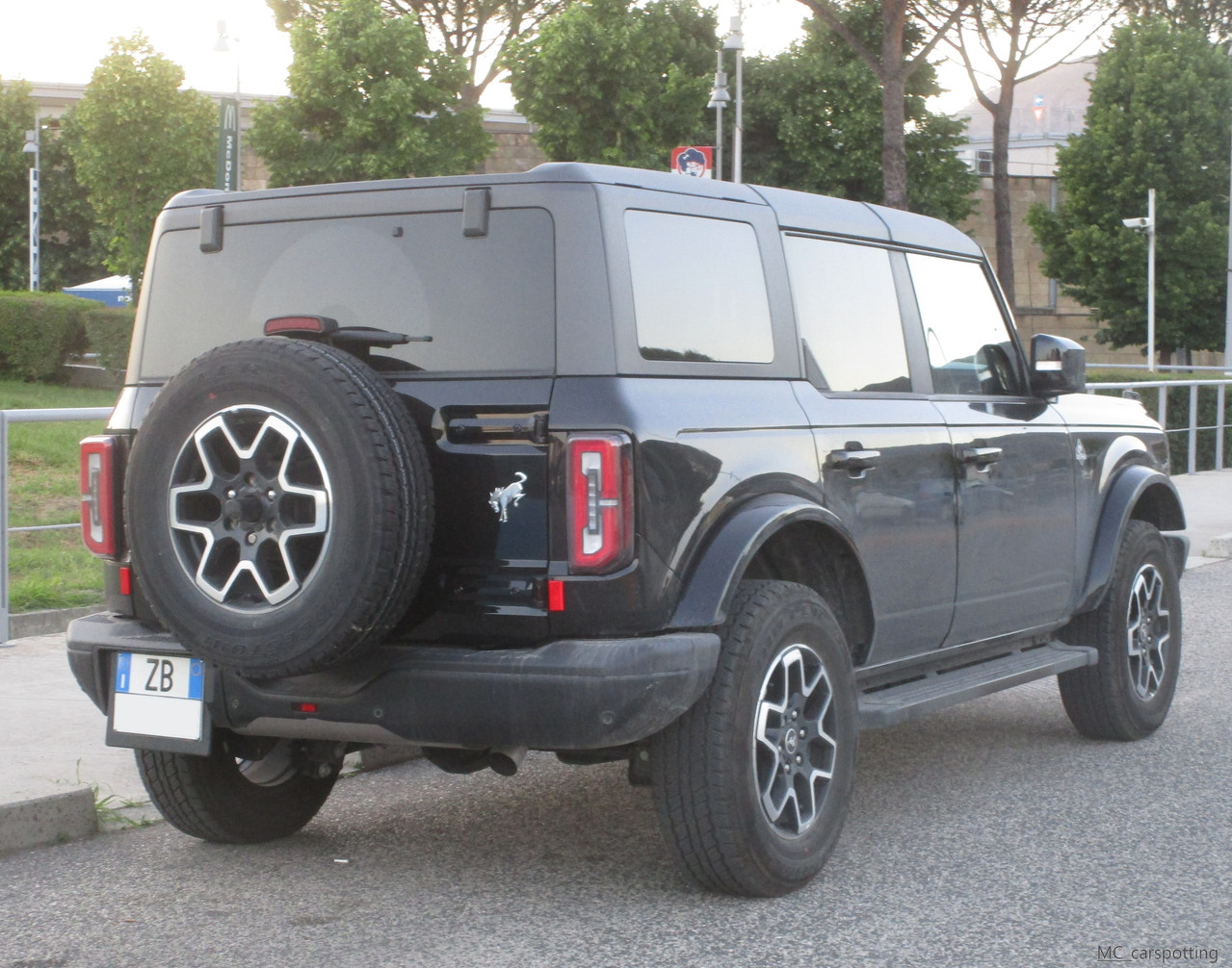 IMG-8472.jpg