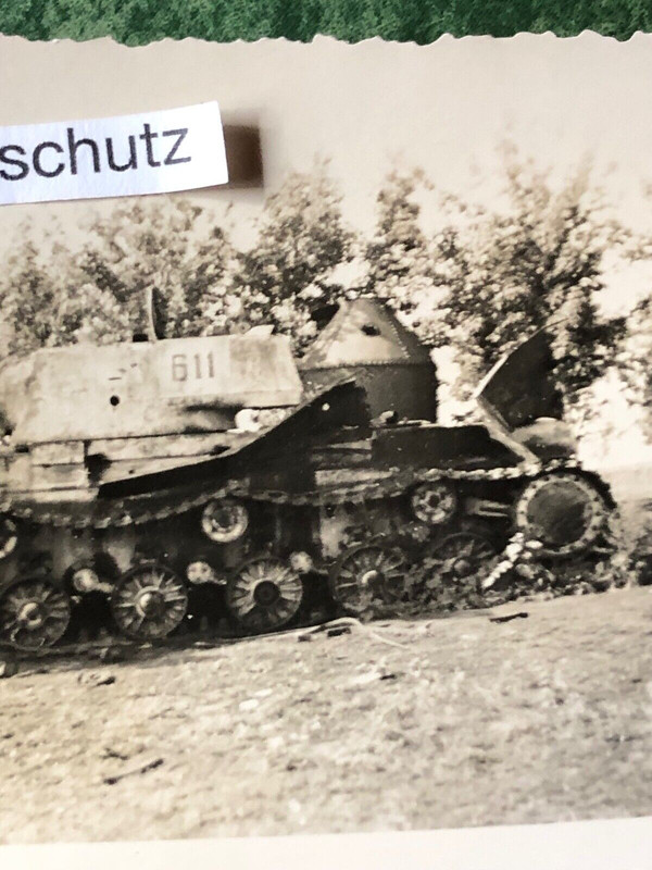 Altes Foto-Zerstörter Panzer-Tank-Turmnummer 611..