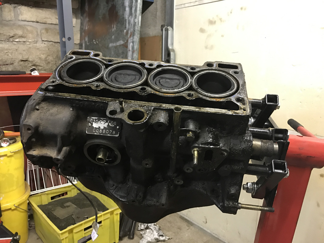 Restauration 4L (1123)