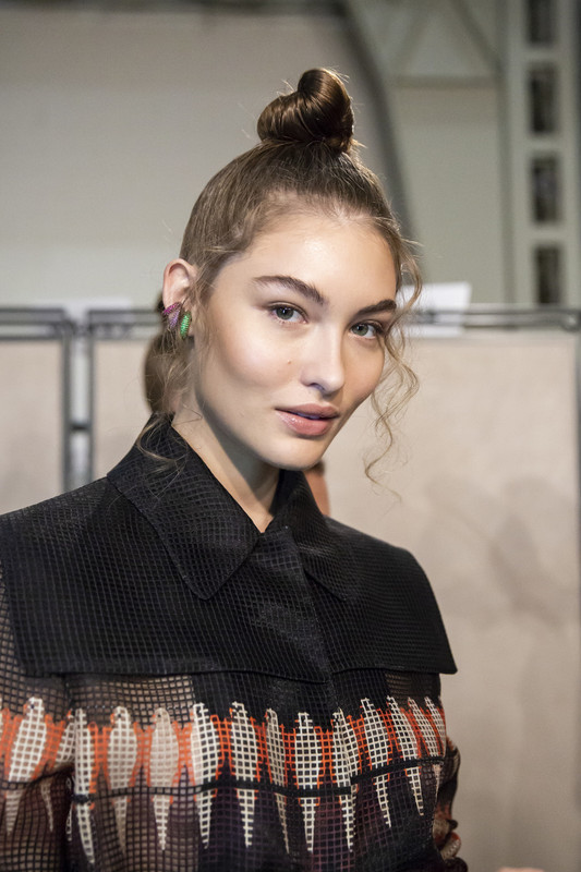 Fendi Spring 2019 Backstage Wkara65MHbWx