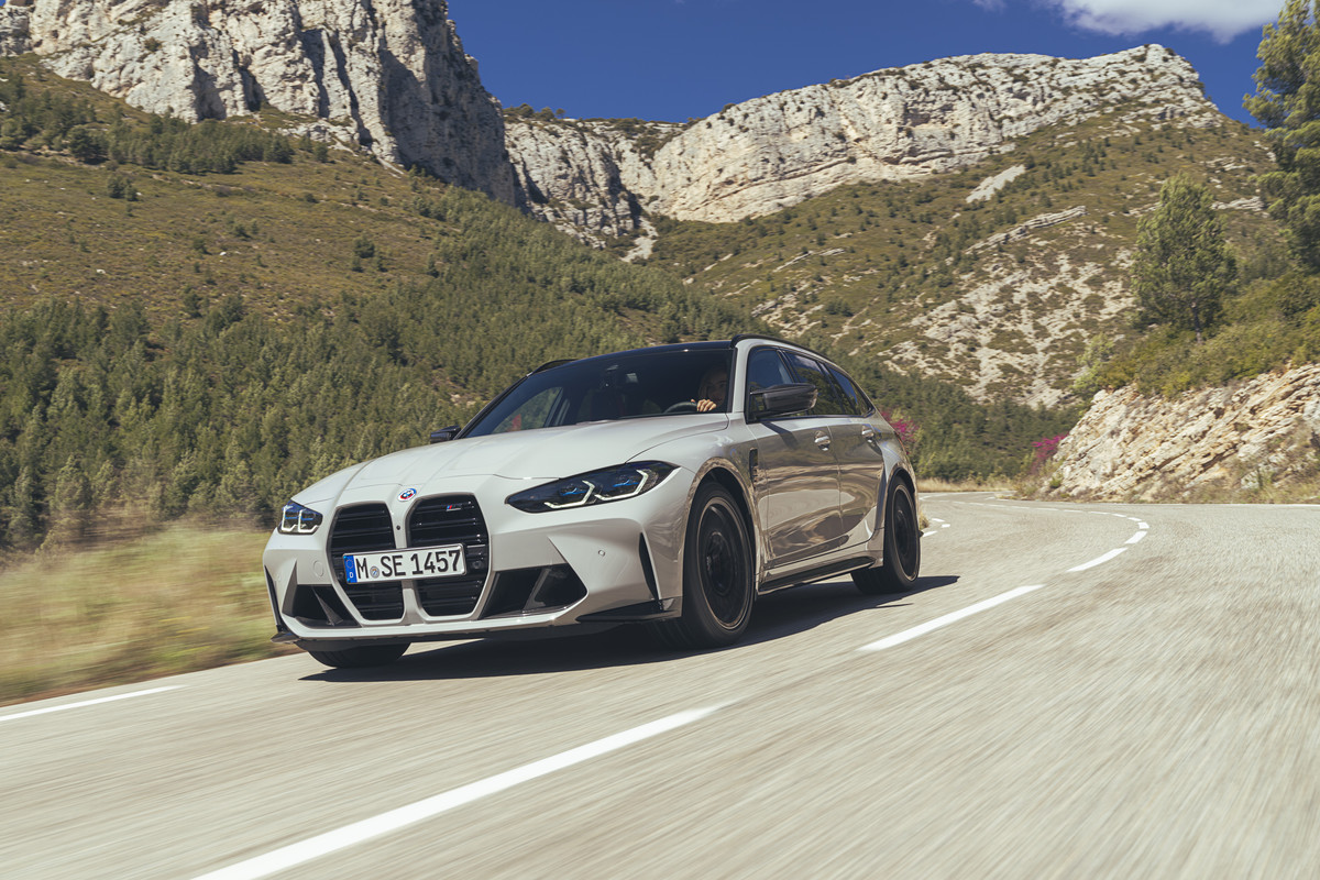 P90468219_highRes_the-first-ever-bmw-m