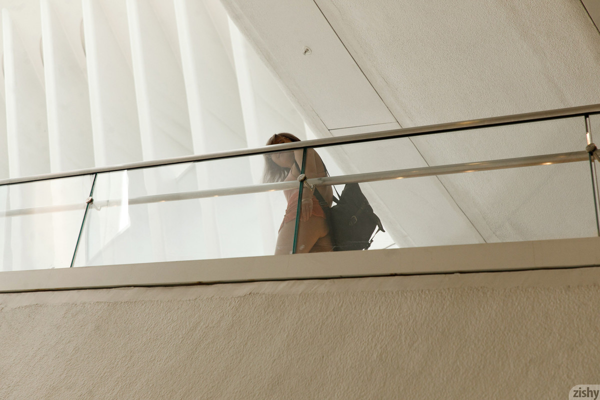 full_042_1032571315009743