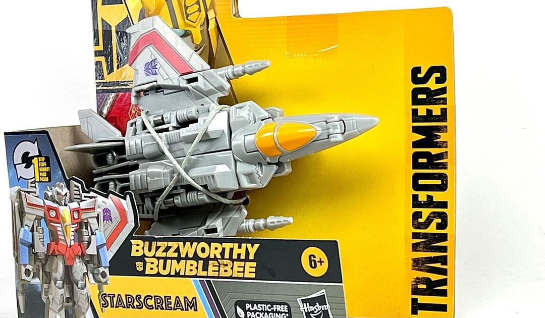 Buzzworthy-Bumblebee-Cyberverse-Starscream-03