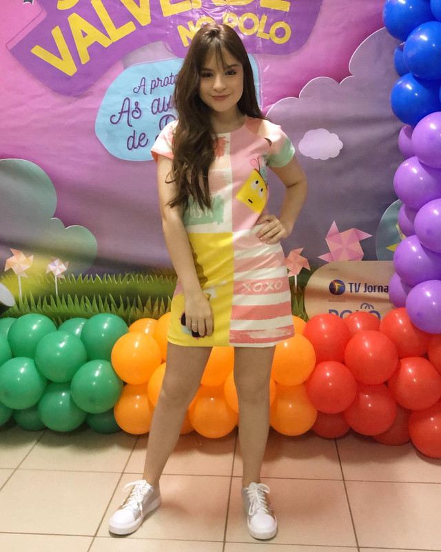 sophiavalverde_75296749_198346754657253_3602340978083368767_n