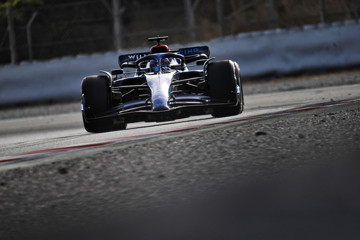 [Imagen: f1-test-barcellona-gallery-day1-427.jpg]