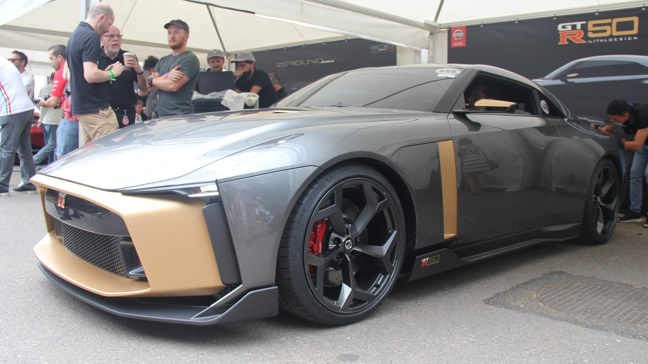 37054999_2047530975270975_3484249926337036288_o