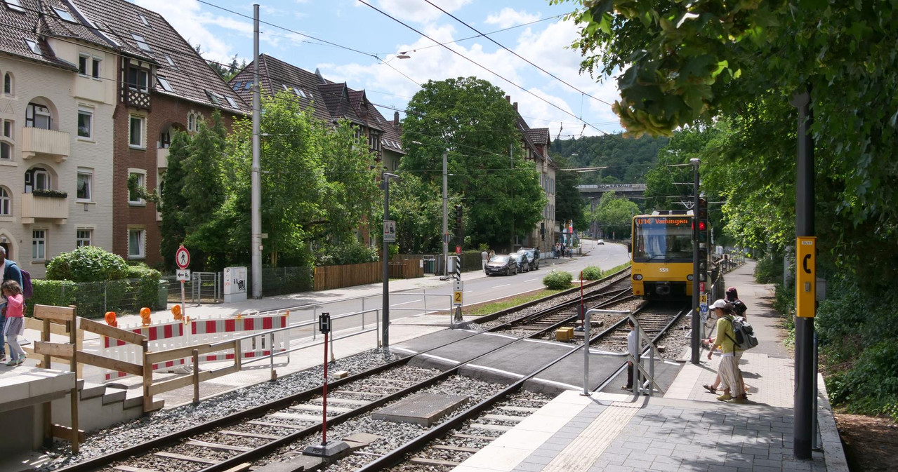 [Bild: 060626-143611-705b.jpg]