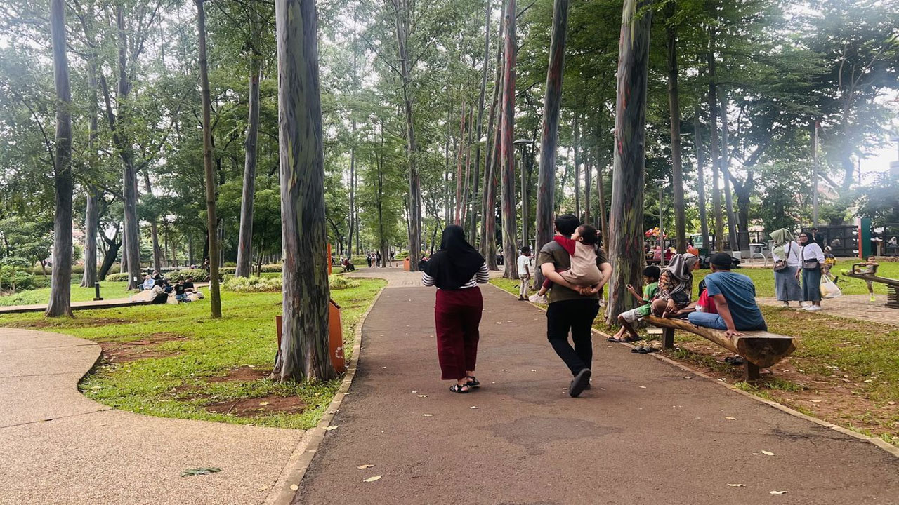Pramono Ingin Taman Buka 24 Jam