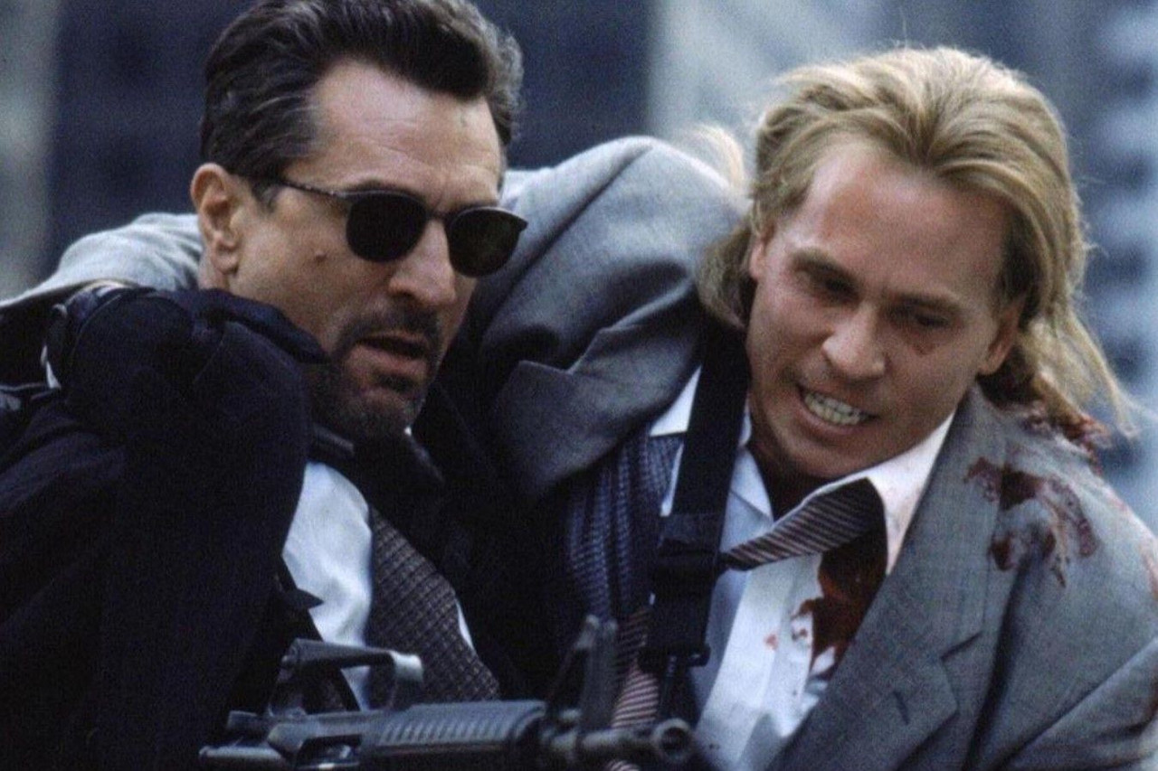 kultovyj-boevik-shvatka-majkla-manna-pol