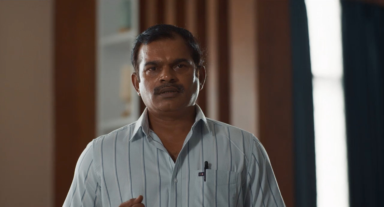 Sampradayaini Suppini Suddapusaani 2026 WebRip [Hindi + Tamil + Telugu + Malayalam + Kannada] 480p 720p ESub Screenshot