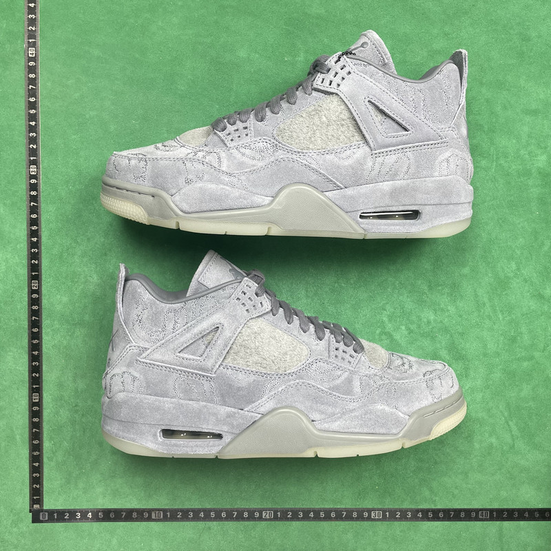 Air Jordan 4