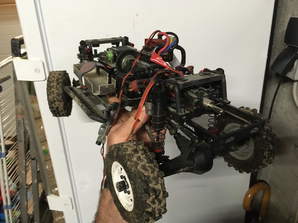 Scx10 Hummer H1 816-B12-A5-DC3-C-482-E-97-C5-964-FEEA76-E4-E