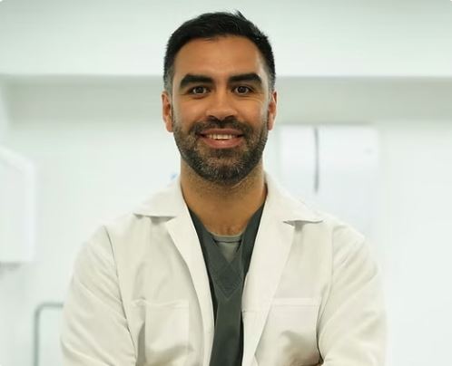 Dr. Daniel Valdés