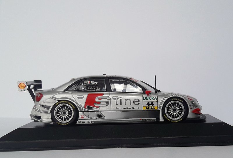 Audi A4 DTM 2004 Pirro (6)