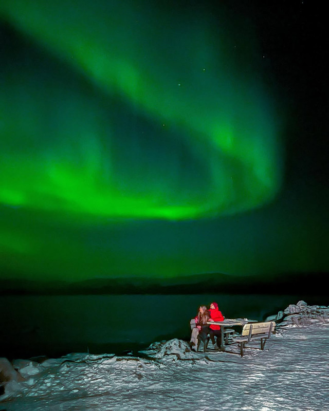 legins-w-a-view@estera_visnakova((creepy))