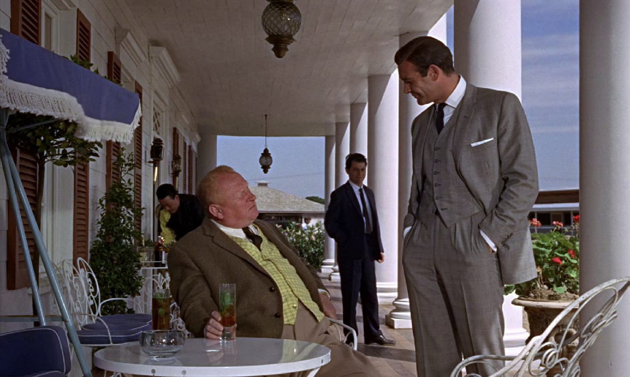 Goldfinger-1964-Blu-Ray-Hindi-English-1080p-10bit-x265-HEVC-DDP-5-1-ESub-mkv-0005