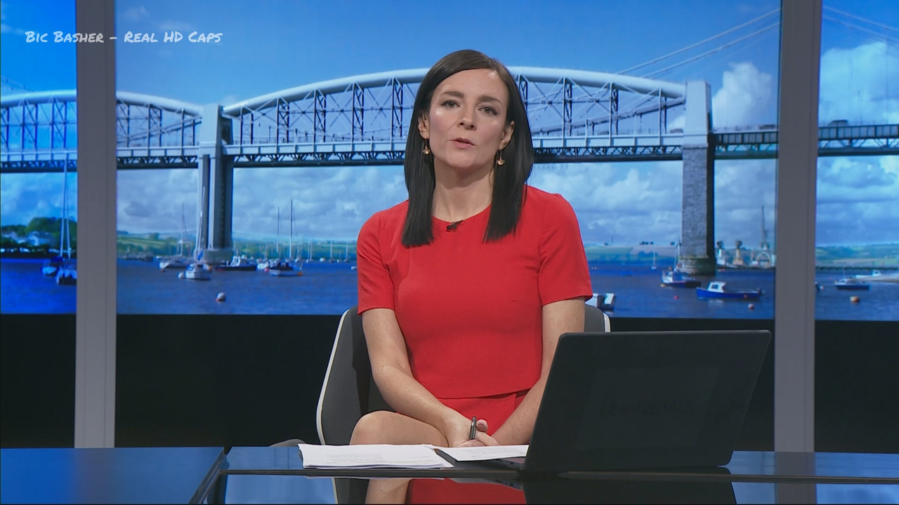 04.06 - 18.30.00 - ITV News and Weather. 06 04 2025 - 2 Round-up of t....ts_snapshot_10.08.323