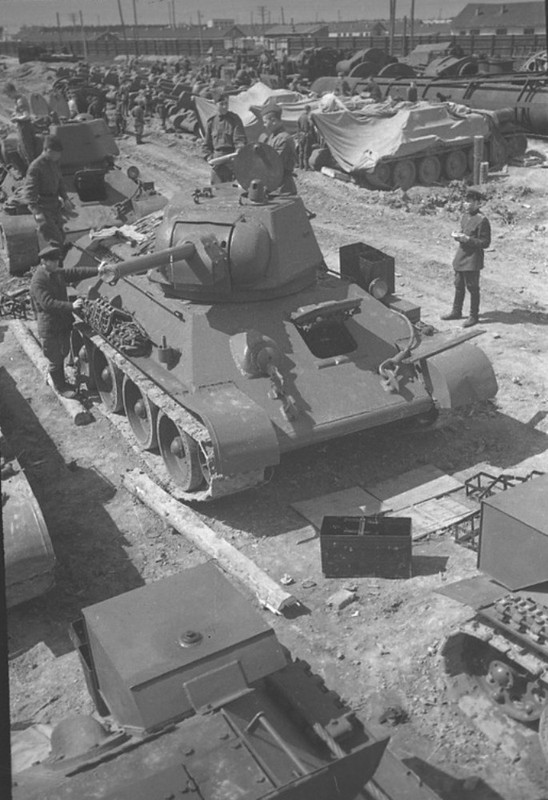 Т-34_42_УЗТМ_053