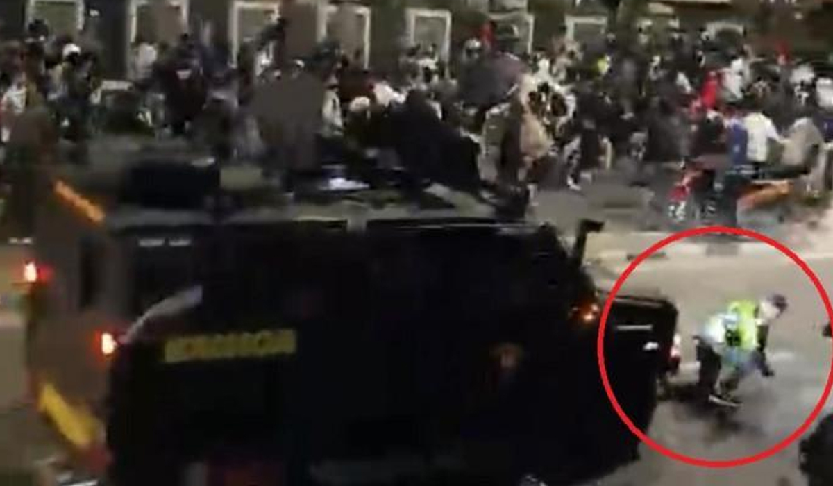 Tragis! Ojol Tewas Terlindas Saat Demo, Apakah Akan Ada 98 Jilid 2?