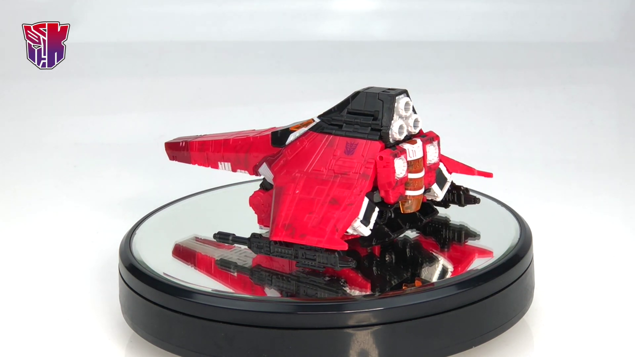 Generations-Select-Red-Wing-04