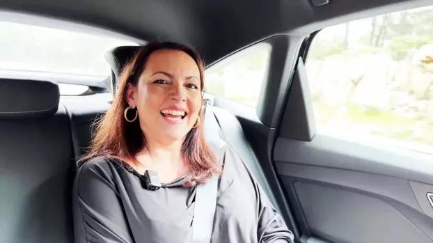 JacquieEtMichelTV – Cristal – 44, delighted to have two guys for herself!