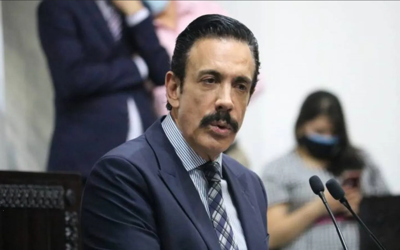 El posible salario de Omar Fayad como embajador en Noruega