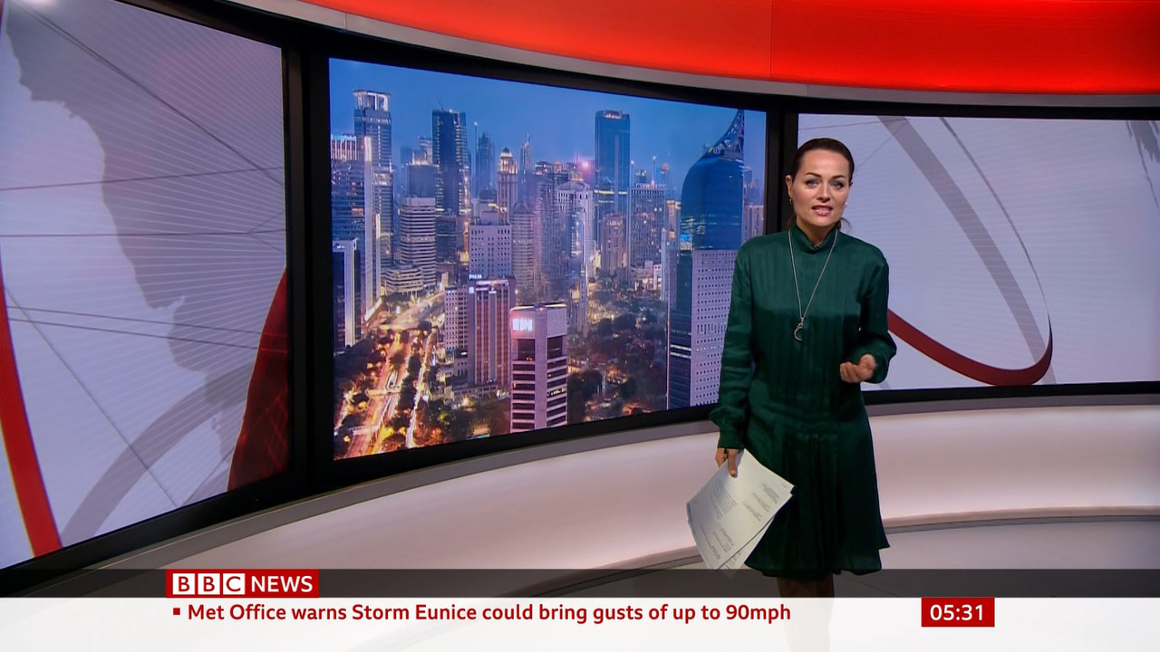 BBC News Fritz_20220218_05000600.ts_snapshot_00.33.01.194