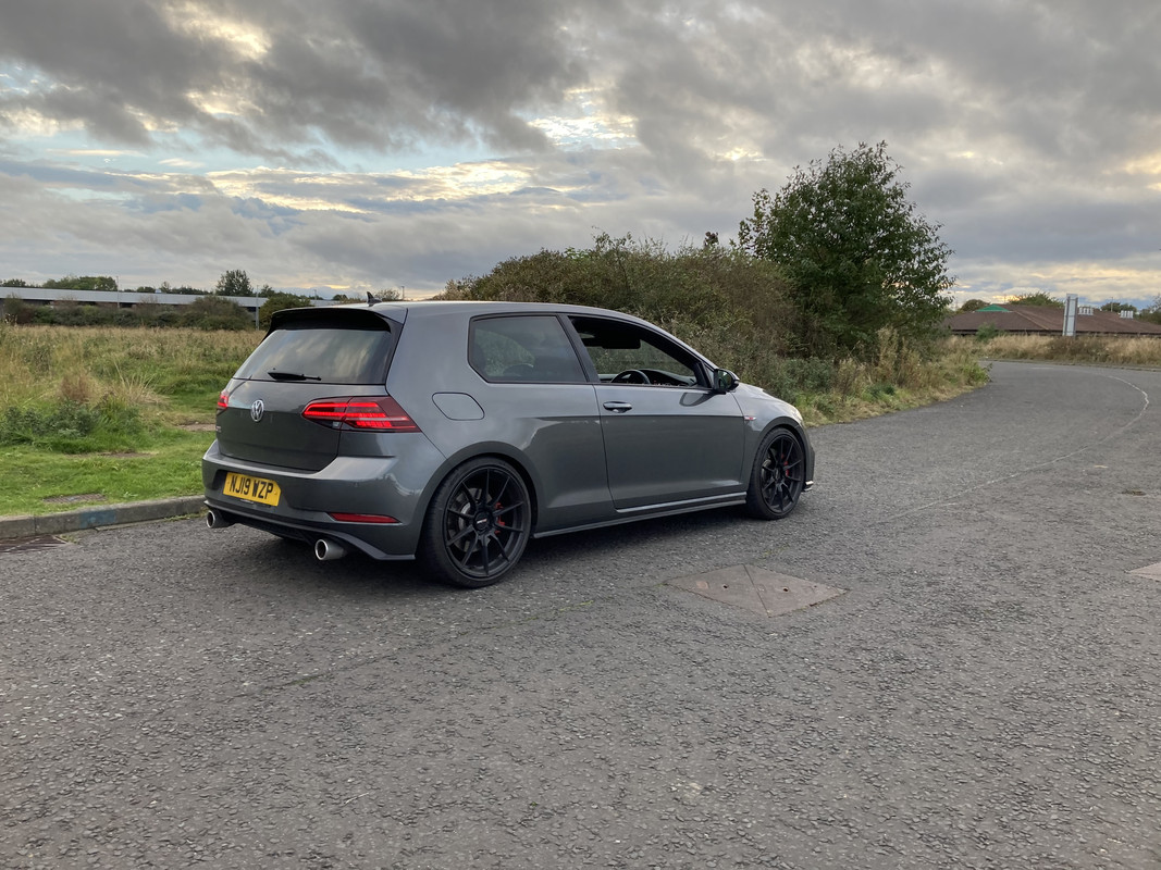 EBD5A9B1-B529-4027-AD6D-1AE3814E5DA9