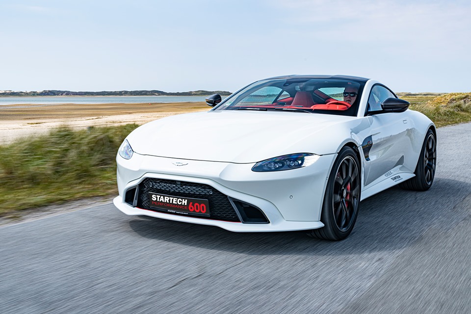 Aston Martin V8 Vantage by Startech (1)