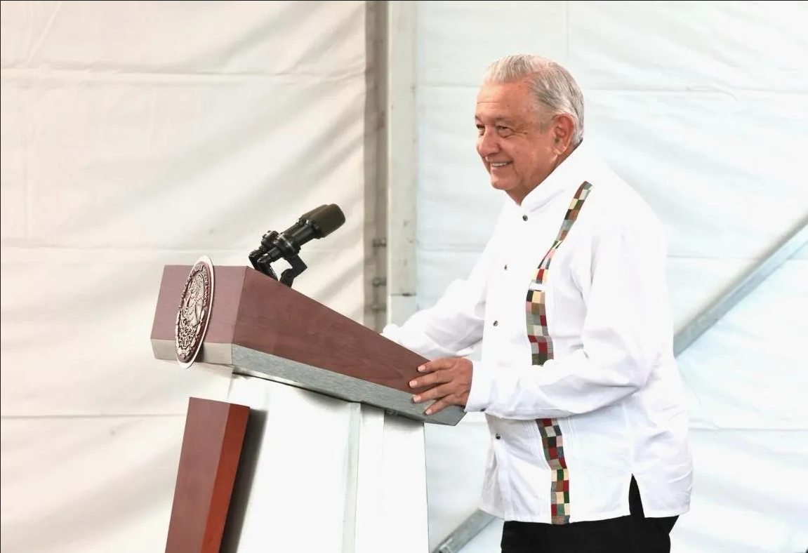 AMLO “ve bien” que obispos busquen negociar la paz con criminales