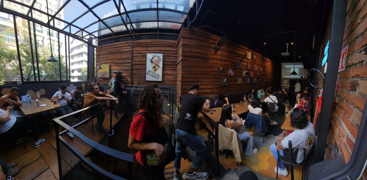 Audience-Embassy-Re-Fi-Mx.jpg