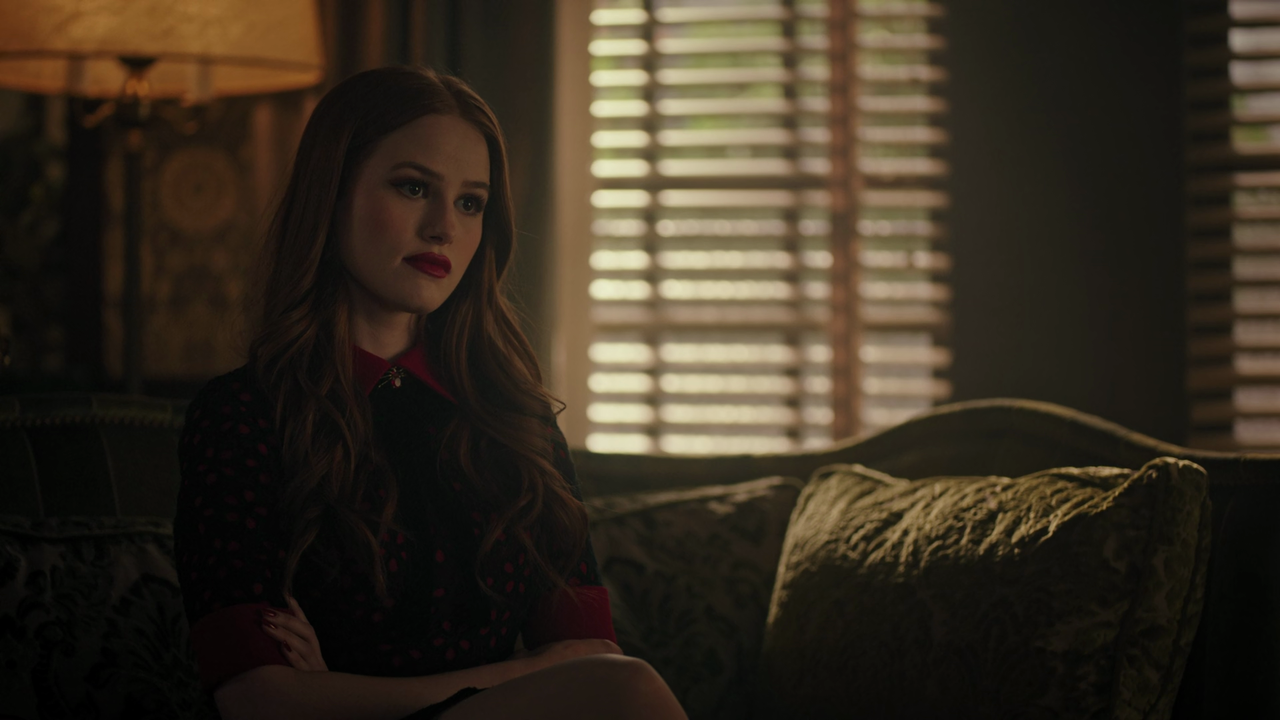 Riverdale 2017 S04E08 Chapter Sixty Five In Treatment 1080p AMZN Webrip x265 10bit EAC3 5 1 Goki