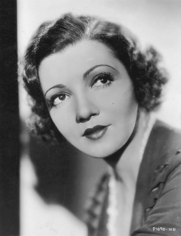 claudette_colbert_c22