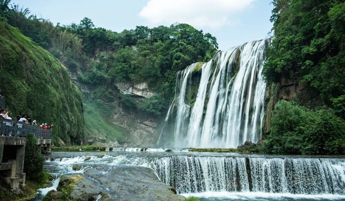 Provinsi Guizhou dan Pesona Alamnya yang Seperti Negeri Dongeng