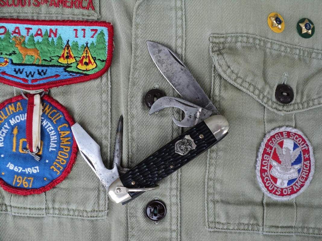 Imperial-Official-BSA-Scout-Knife-late-40-s-to-late-50-s.jpg