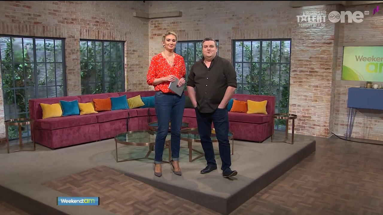 16 March - 09.00.00 - Weekend AM. Simon Delaney and Anna Daly pr