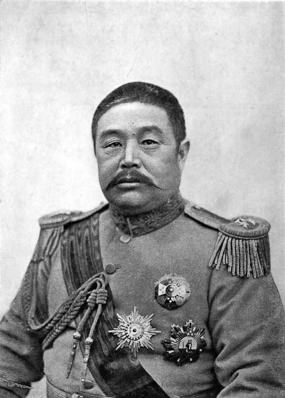 june-13th-1923-president-li-yuanhong-of-china-abandoned-his-v0-2iua7xj92r5b1