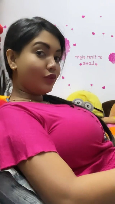 Tamil Serial Actress Huge Boobs.mp4_snapshot_00.00.266
