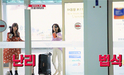 1574524077.gif