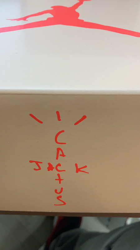 2EAF5B44-B9C7-4CCF-96ED-01D7FFAB02E2